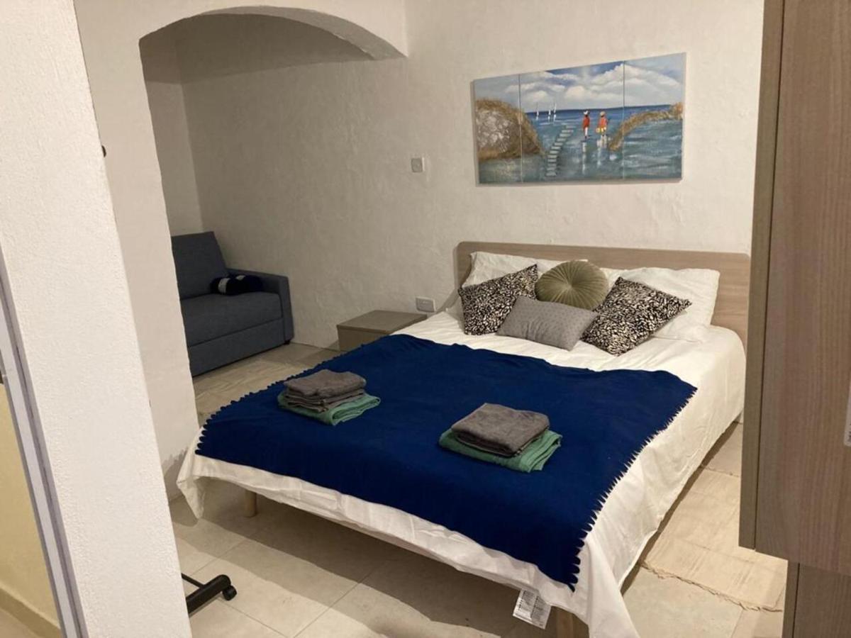 Cosy 1 Bedroom Maisonette In The Heart Of 瓦莱塔 外观 照片