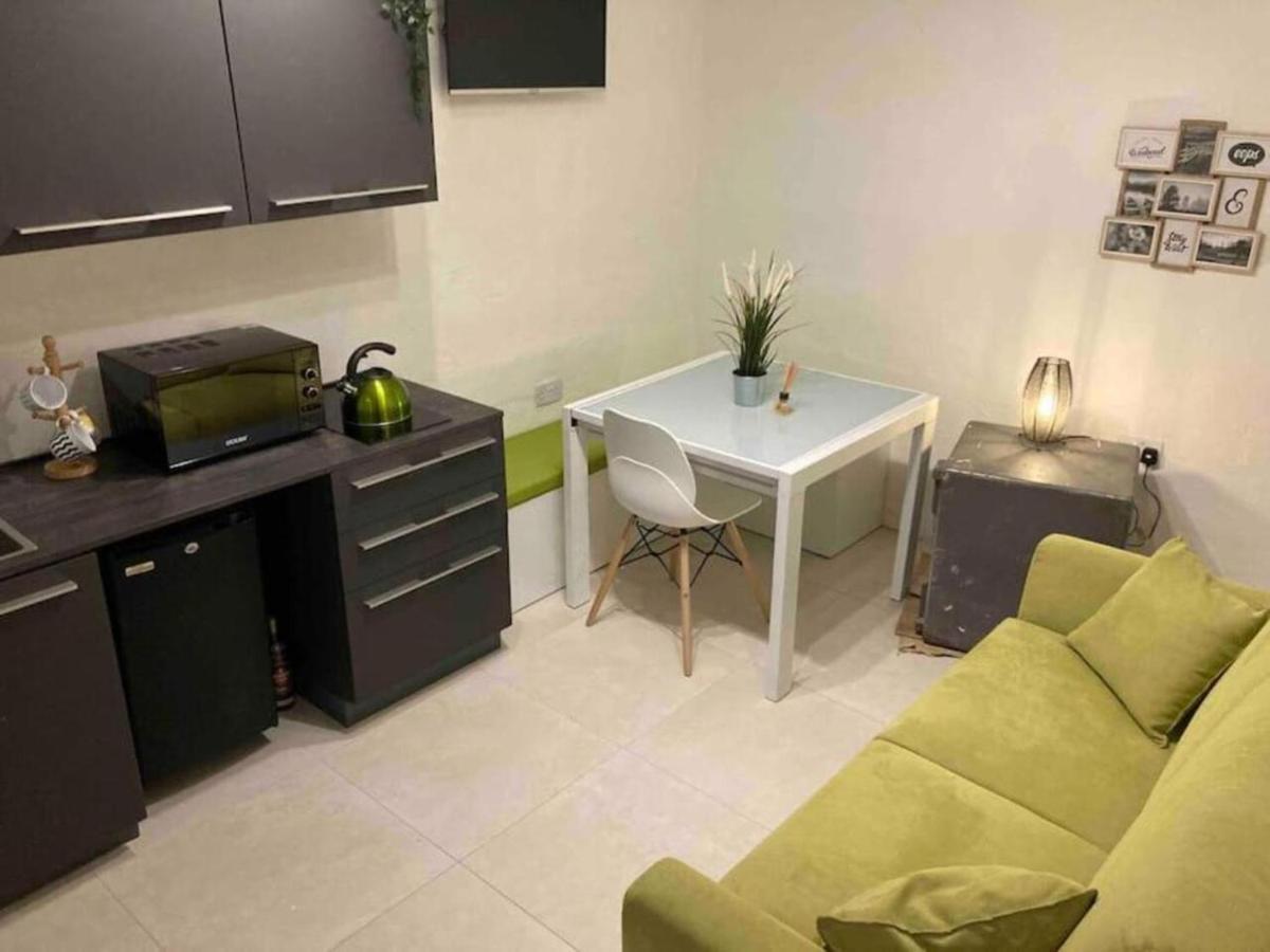 Cosy 1 Bedroom Maisonette In The Heart Of 瓦莱塔 外观 照片